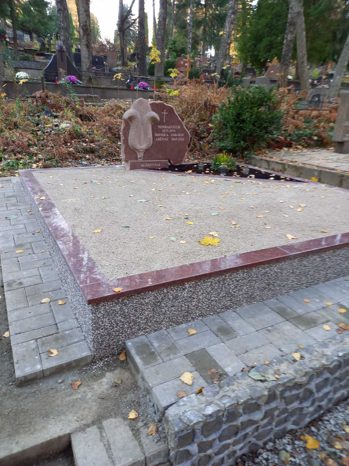 Granito plokščių gamyba