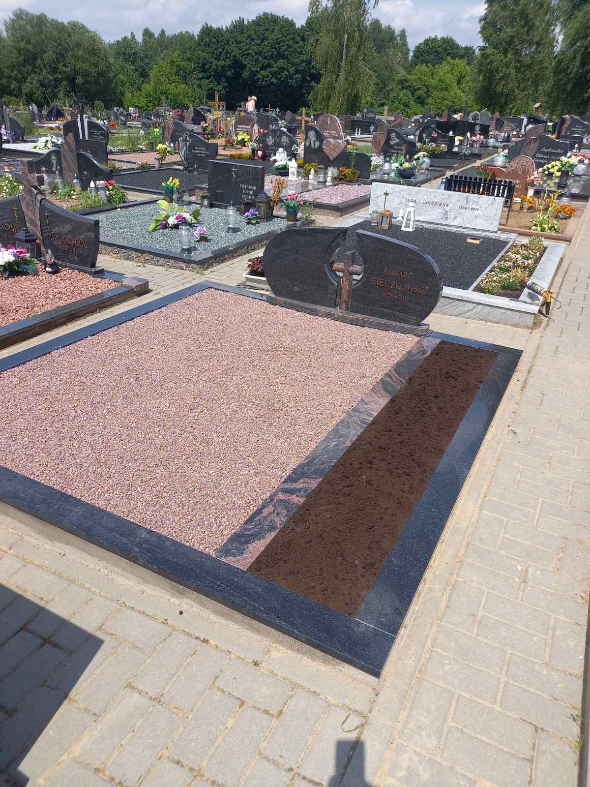 Granito plokščių gamyba