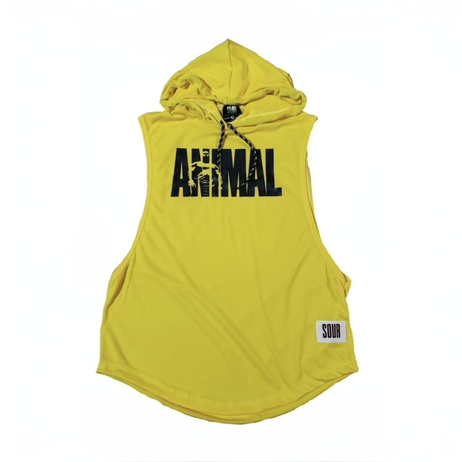 Camiseta sin mangas con capucha de color amarillo y logo “ANIMAL”.