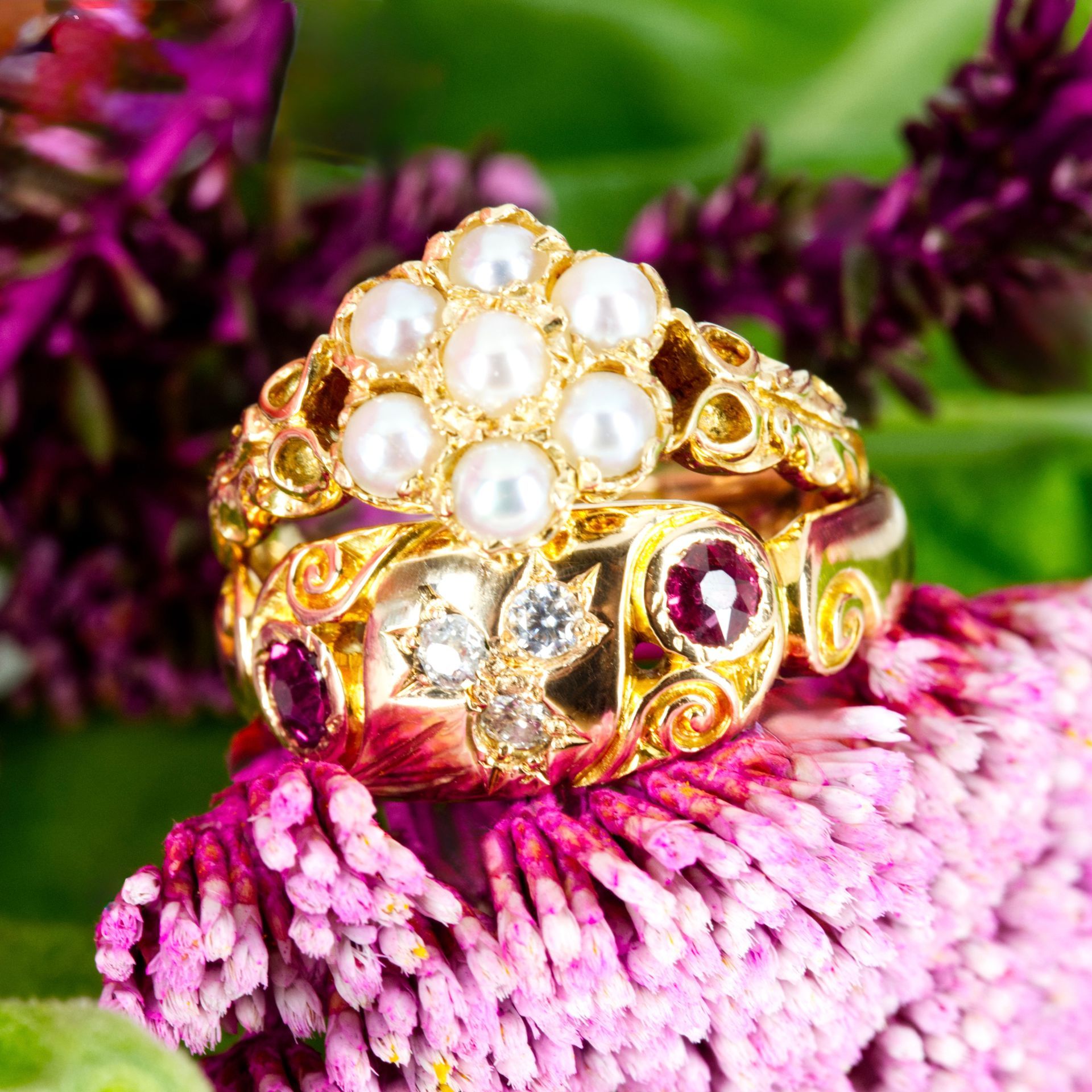 A variety of simpson rings are displayed in their boxes