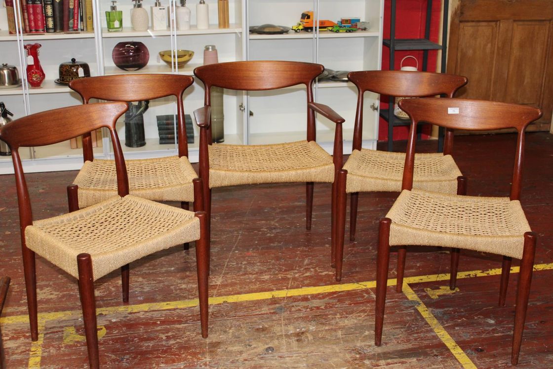 Morley Auctioneers & Valuers Auction Morley