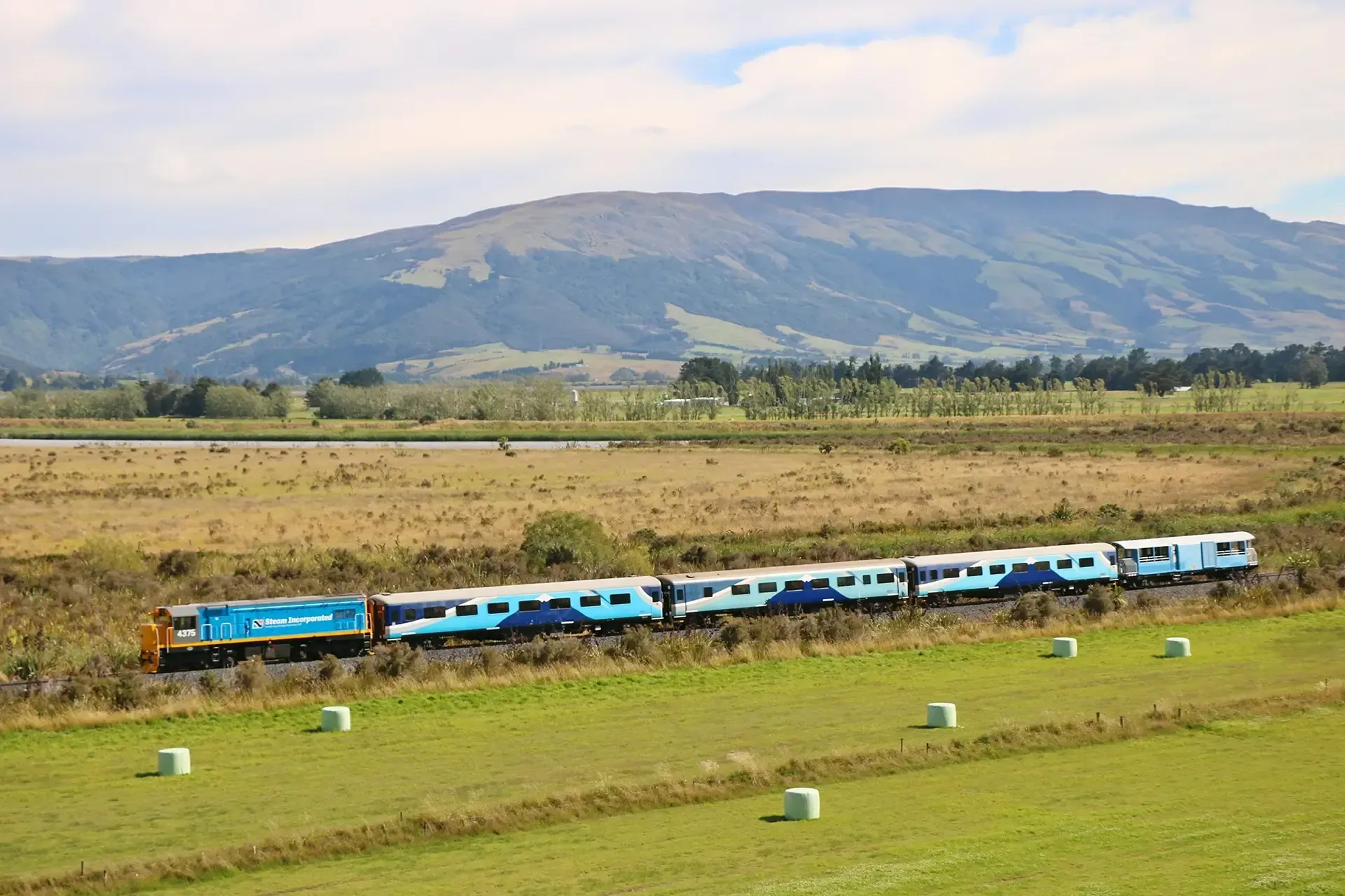 The Mainlander Deep South 8-day tour of the South Island of New Zealand