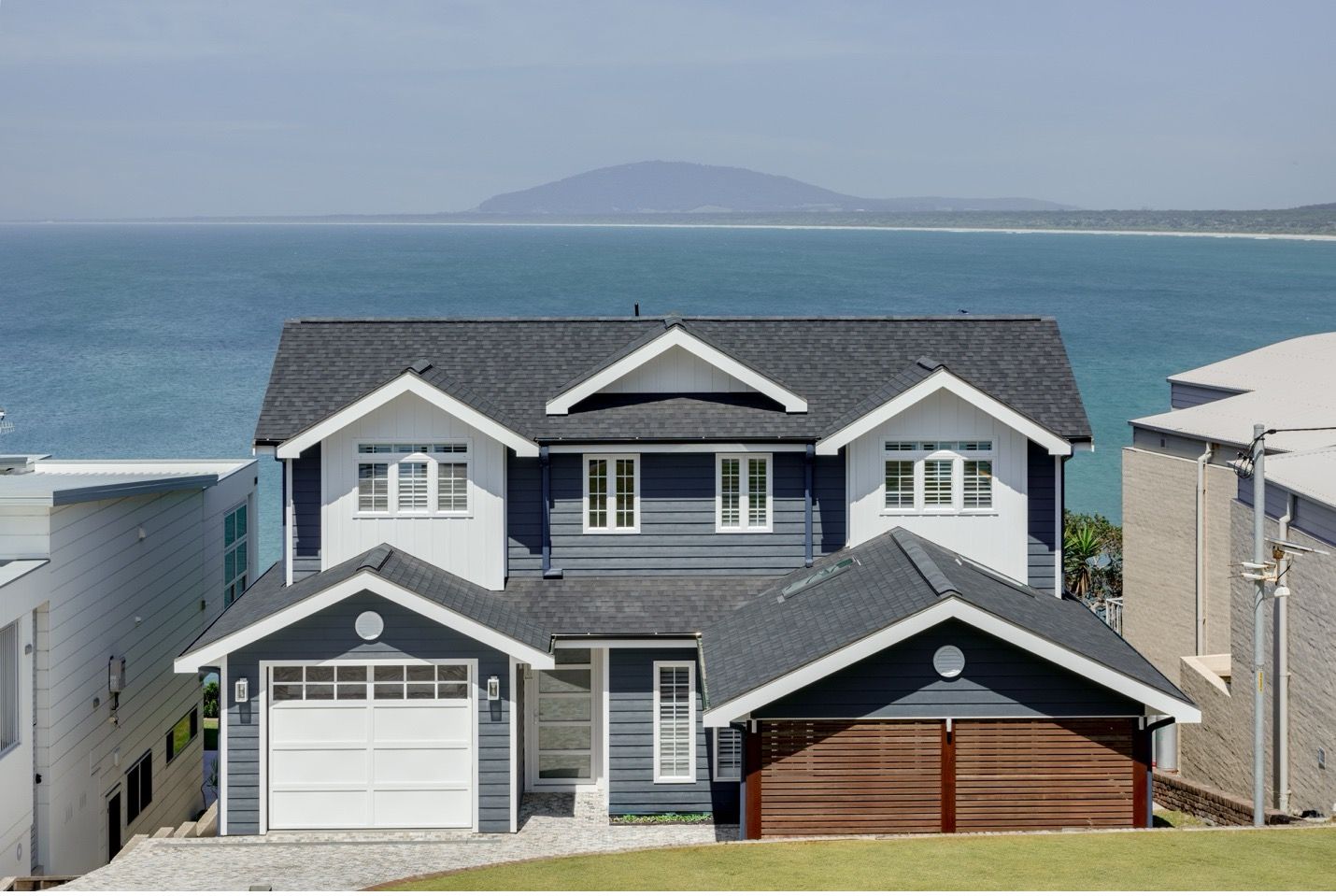 A Large House With a View of the Ocean — QBC Constructions In Gables, NSW