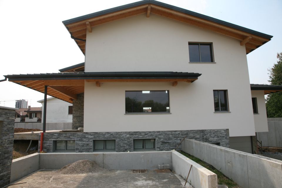 nuova villetta con copertura in legno spiovente