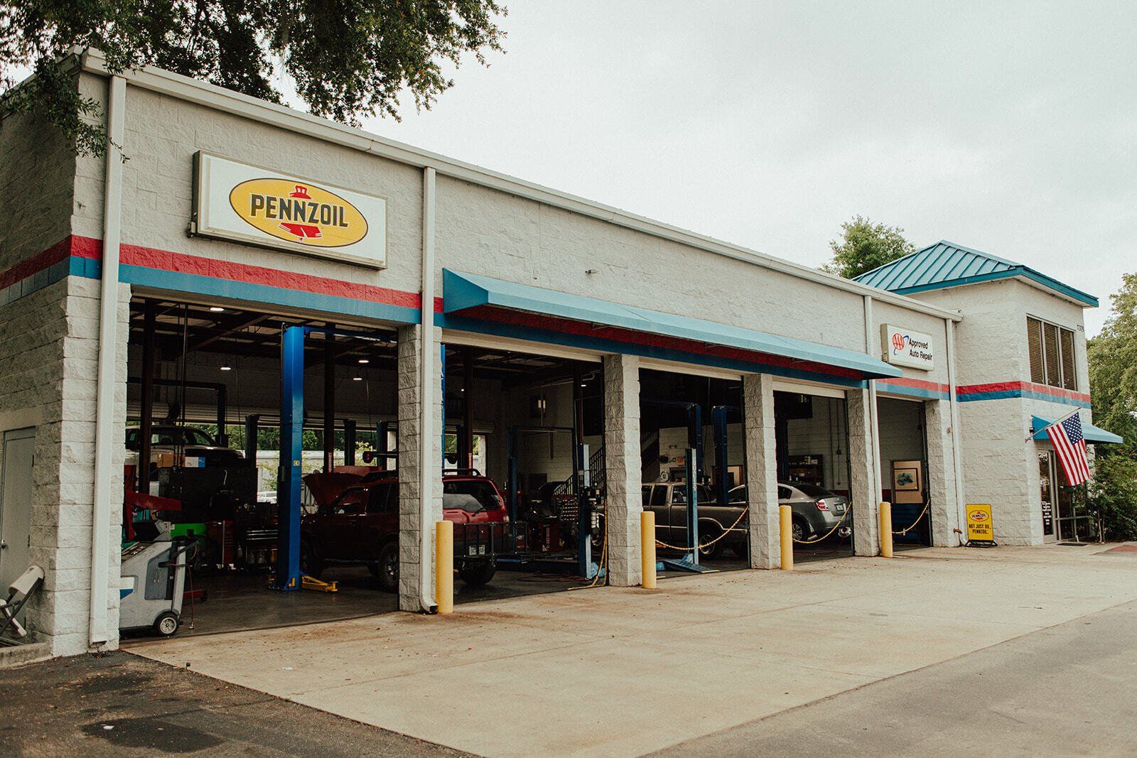 Auto Repairs & Tires Riker's Automotive & Tire Orlando, FL
