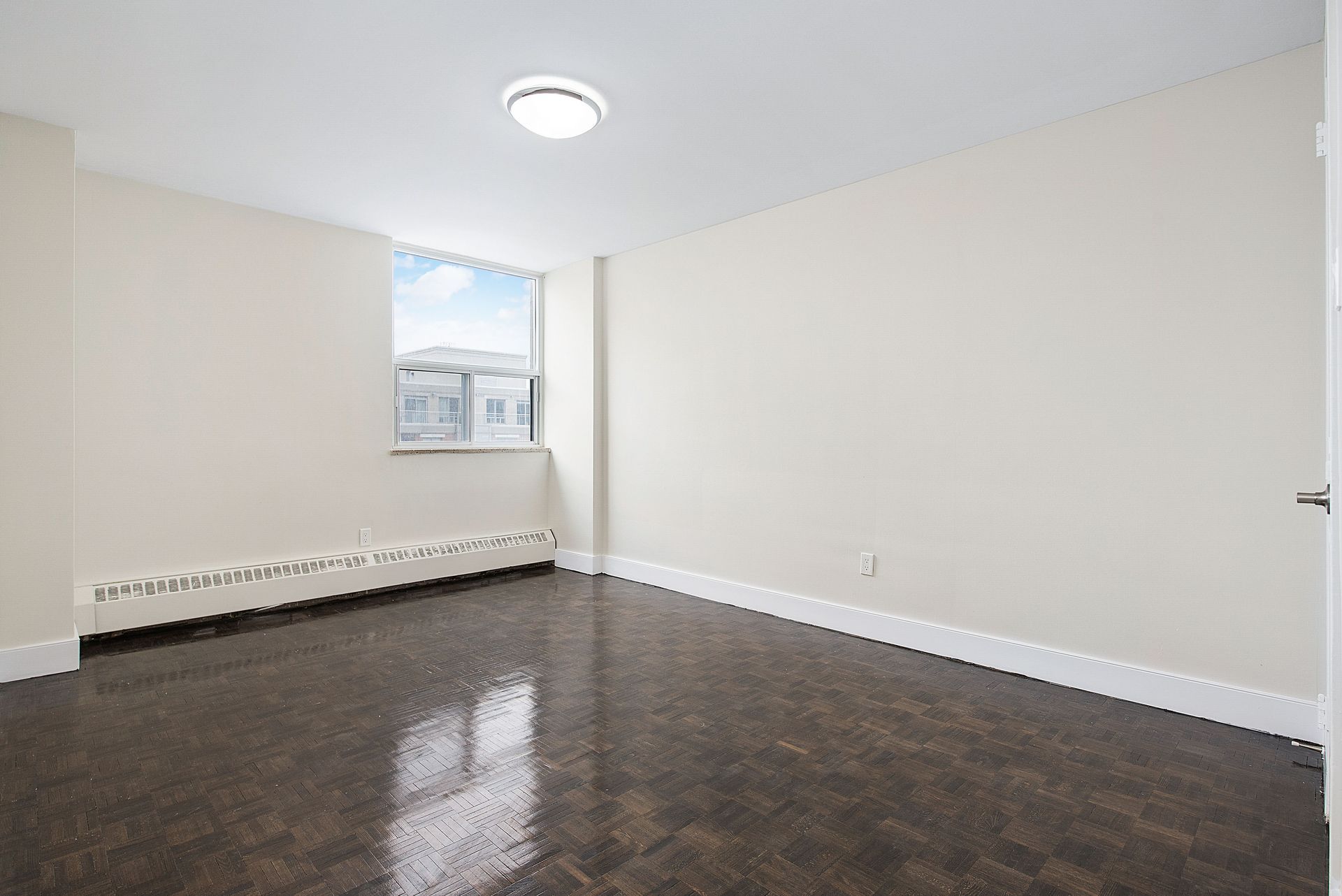 Photo Gallery 765 Steeles Apartments