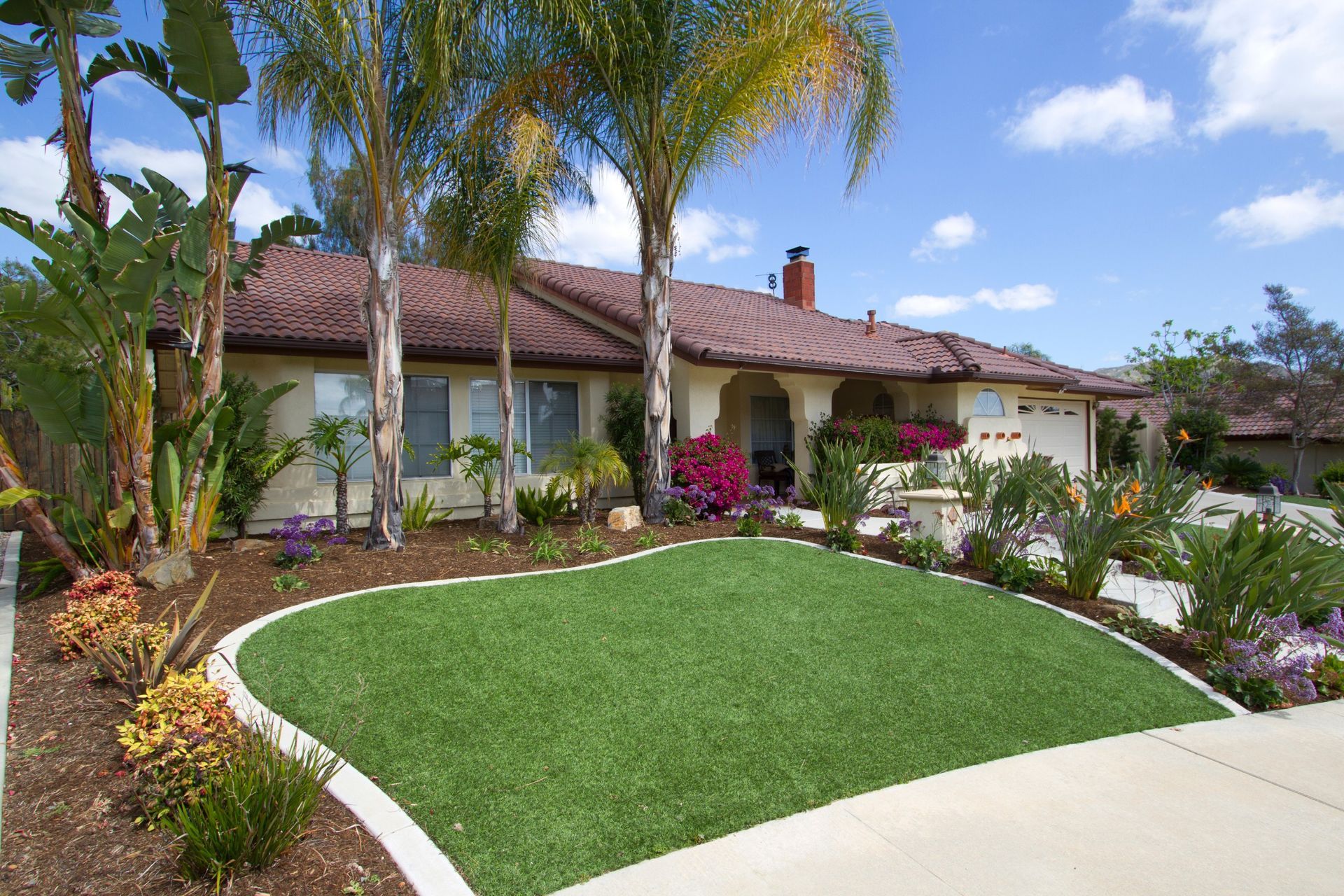 artificial turf and pavers front yard in Phoenix, AZ