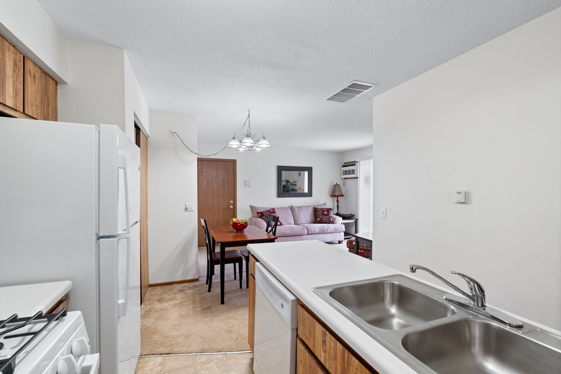 Photo of the kitchen