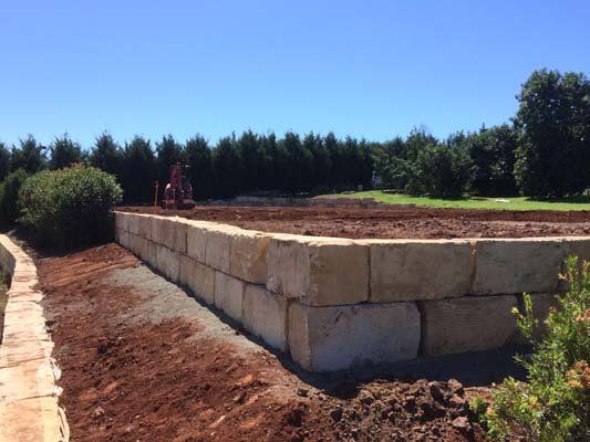 stone retaining wall toowoomba close up