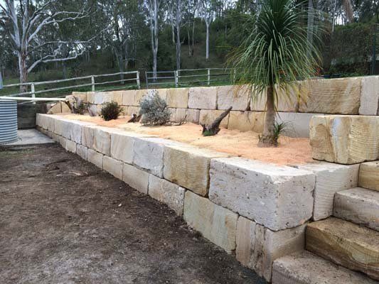 decorative retaining wall toowoomba