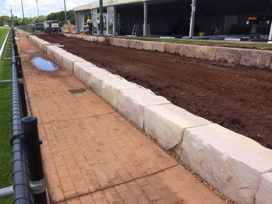 new light stone retaining wall