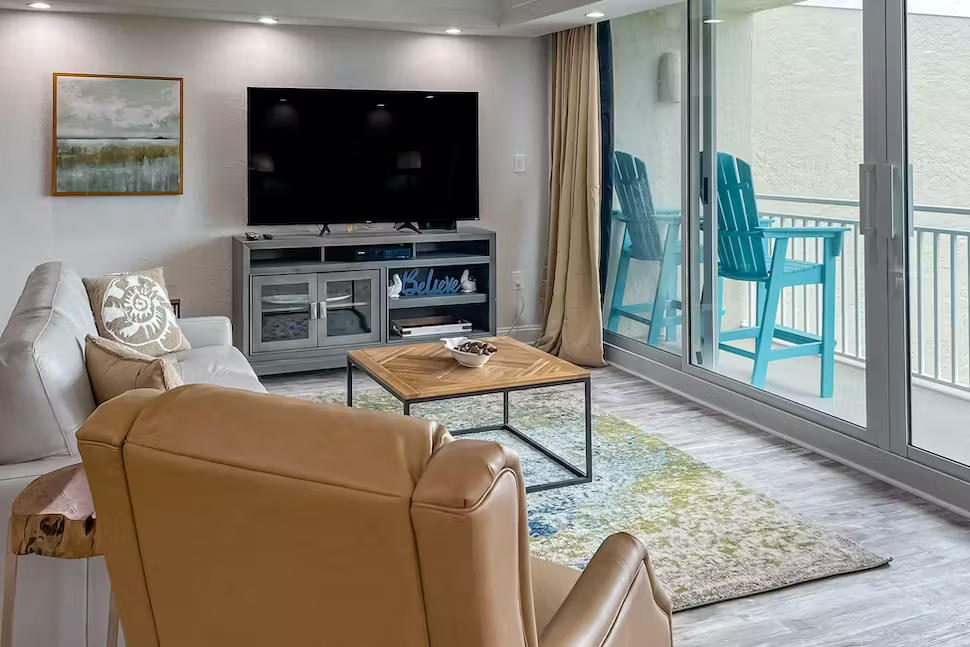 Pelican Condominiums