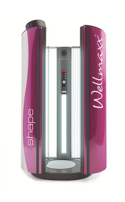 Eine violette Wellmax-Bräunungskabine auf weißem Hintergrund