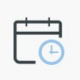 Ein Kalender mit einer Uhr daneben auf weißem Hintergrund.