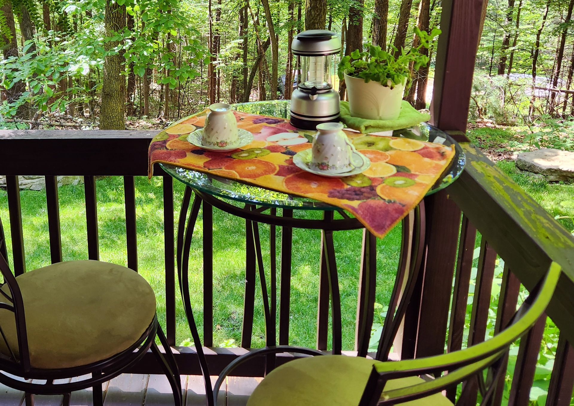 Breakfast on the porch