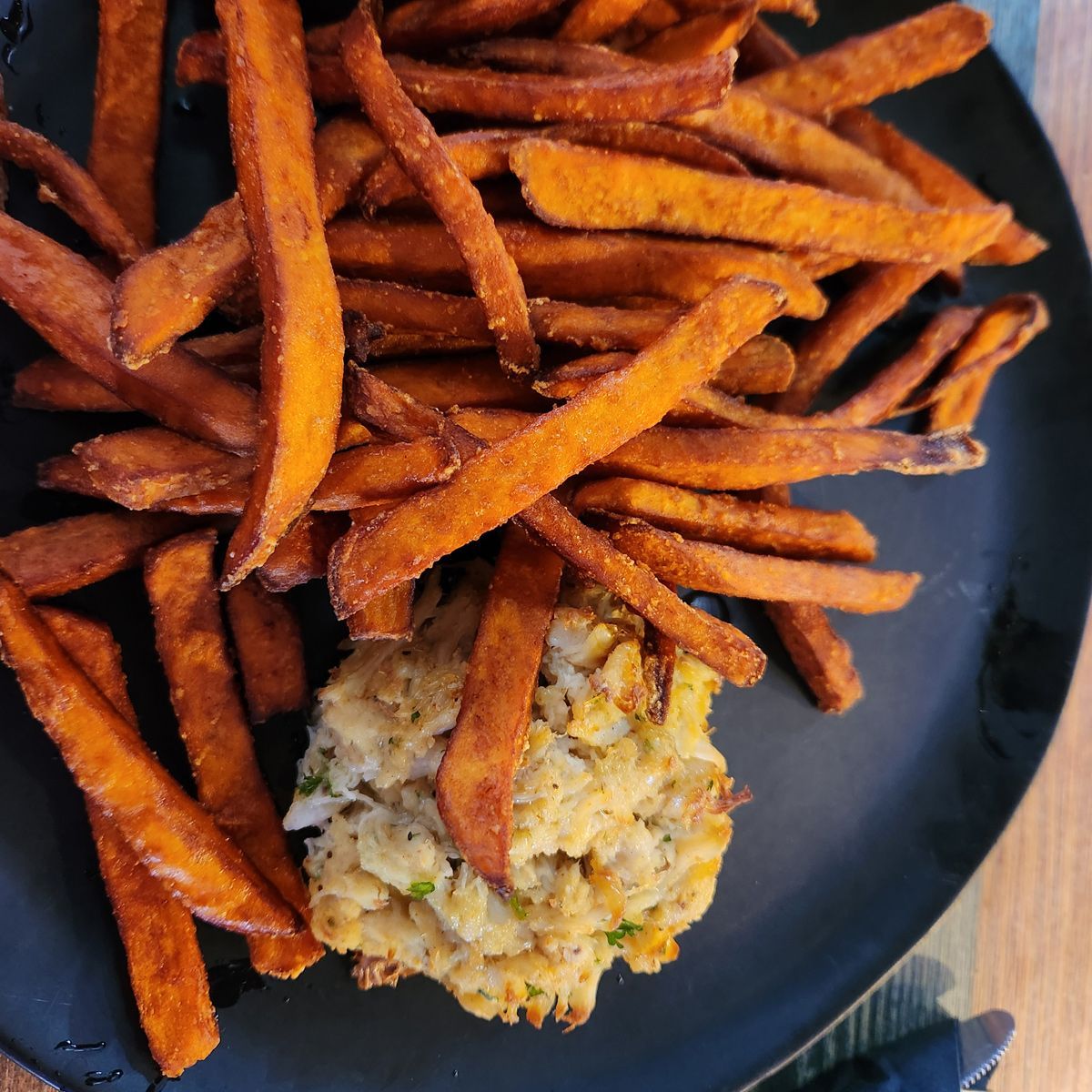 Kissinger's Crabcake and sweet potato fries