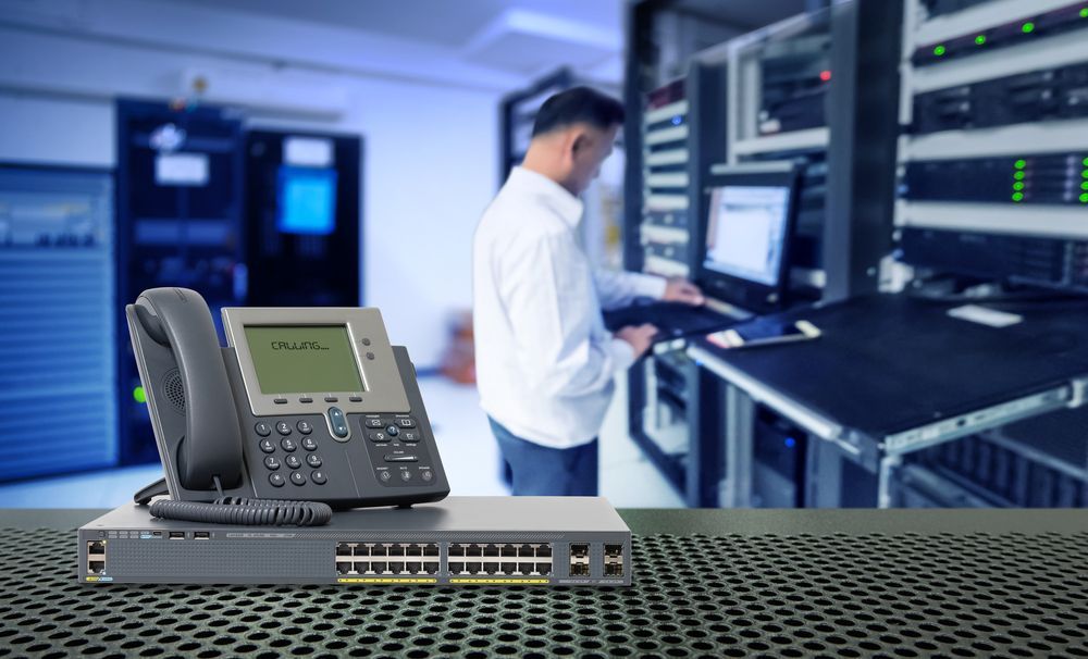 IP Telephone and Network Switch 24 Port — Telecommunications in Noosaville, QLD