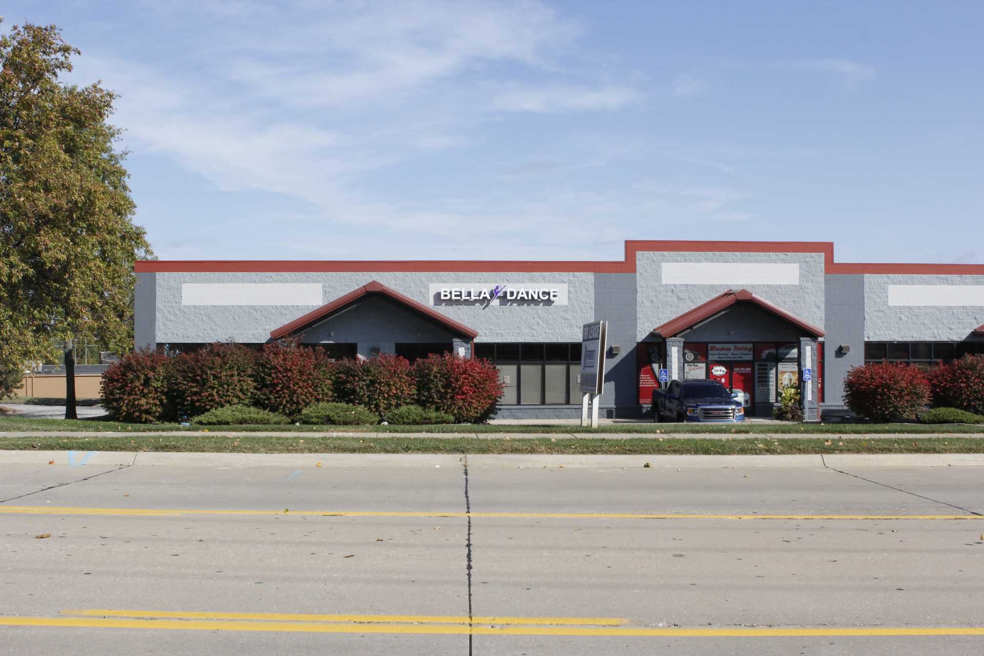 Mid Pointe Centre Exterior 2