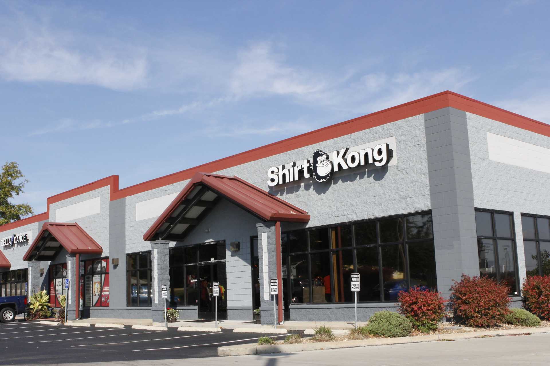 Mid Pointe Centre Exterior 5