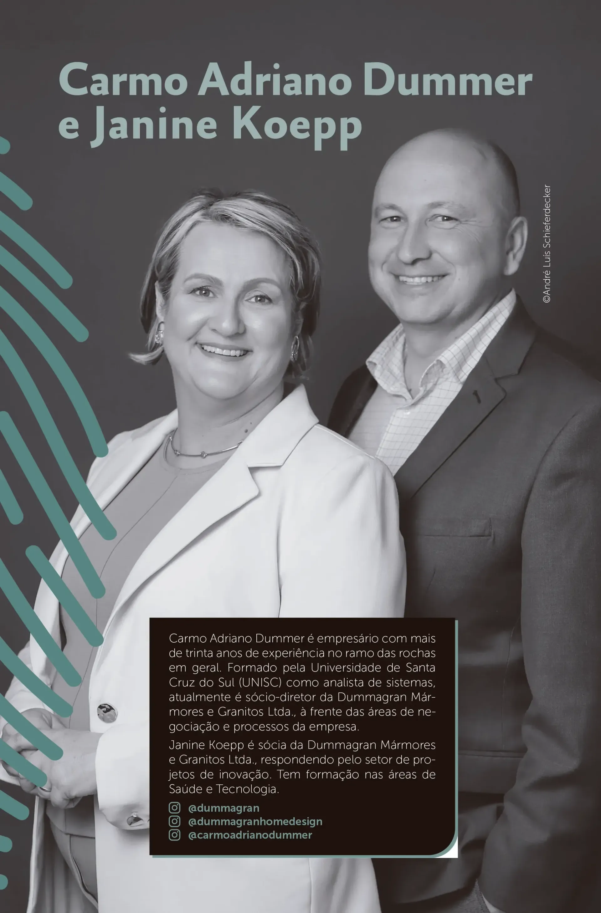 Casal sorridente, Carmo Dummer e Janine Koepp, posando juntos. Texto sobreposto em fundo escuro.