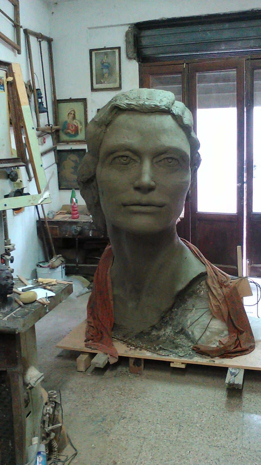 realizzazione di opera in metallo