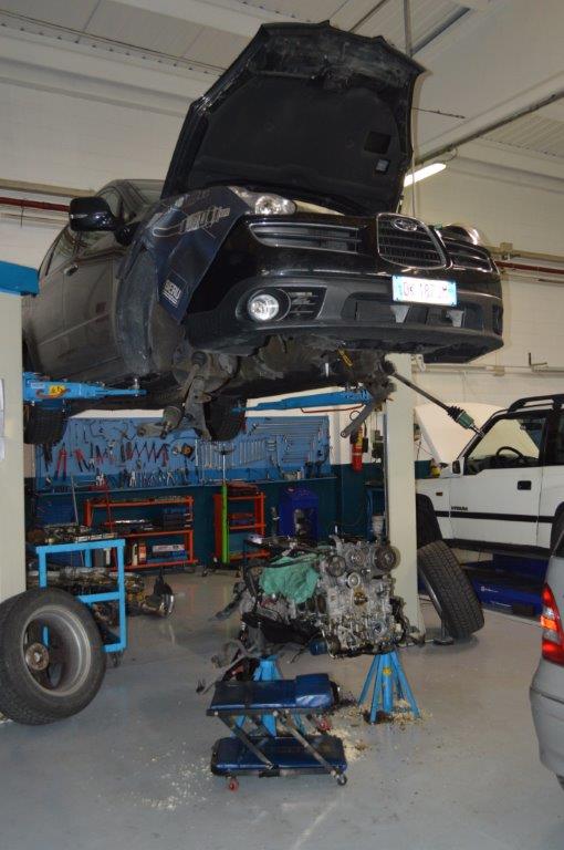 riparazione di un'auto