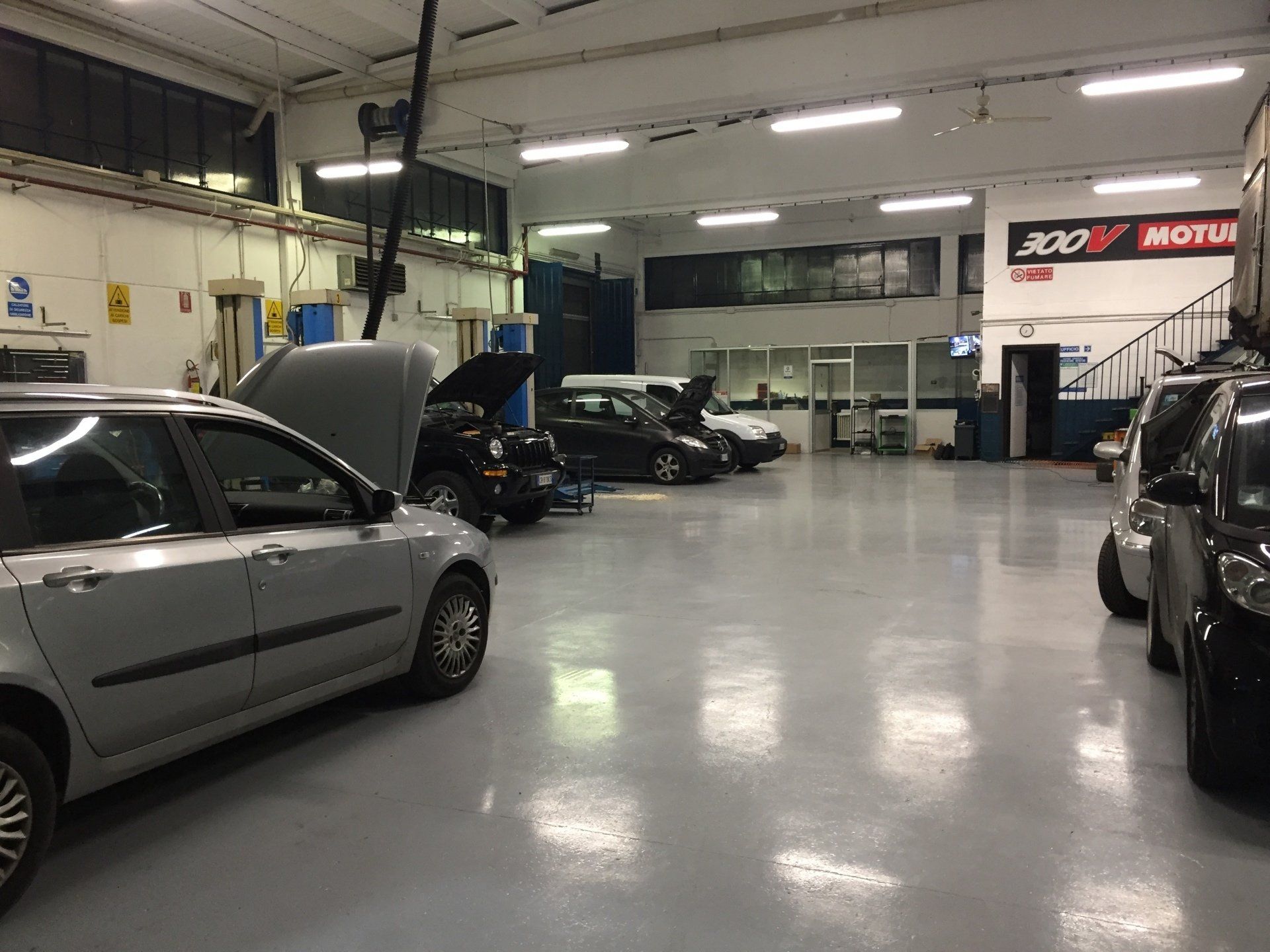 interni dell'officina