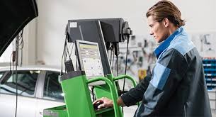 meccanico dell'officina