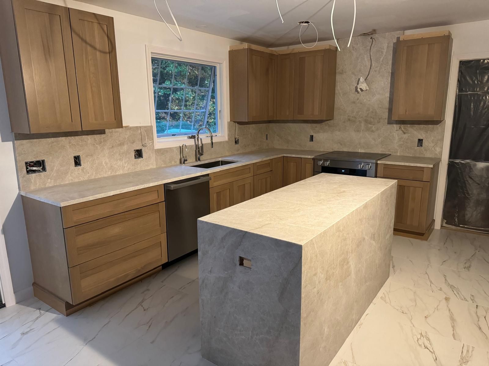 Kitchen Quartzite Countertop