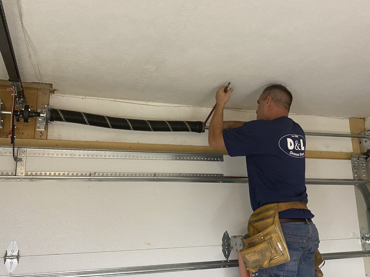 D&L Overhead Garage Doors - Topeka, Lawrence KS