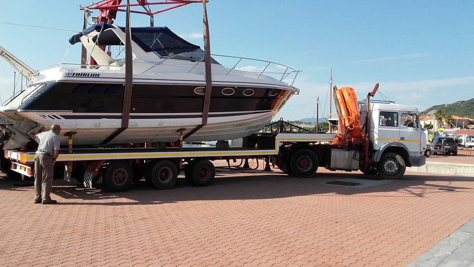 movimentazione imbarcazione cantiere