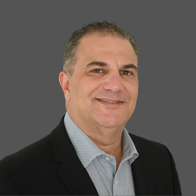 Profile Picture of A True Blue Title Employee