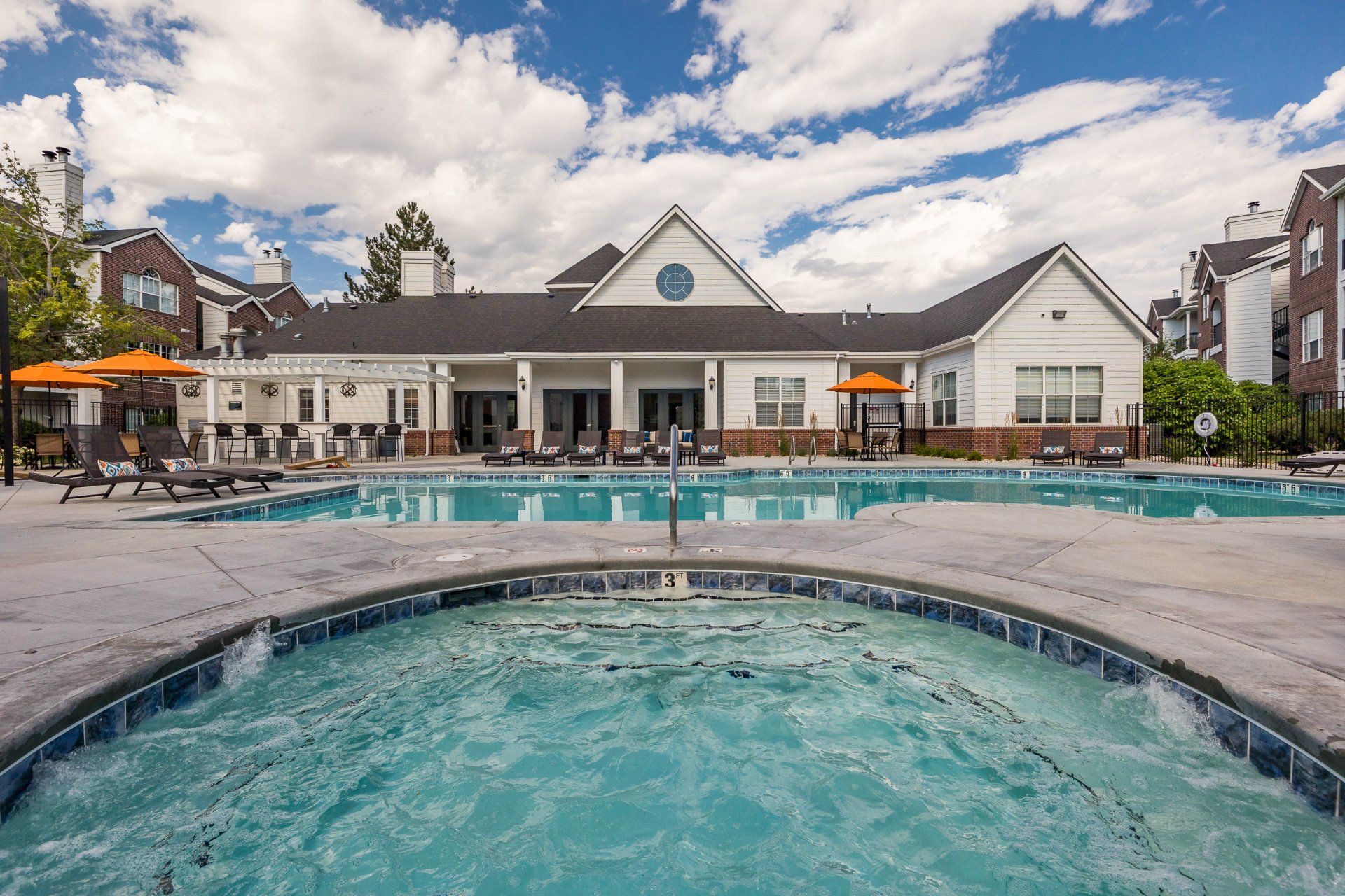 the renaissance at hobble creek pool