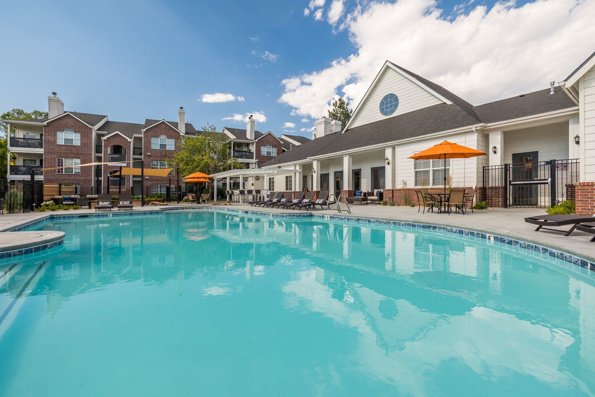 the renaissance at hobble creek pool