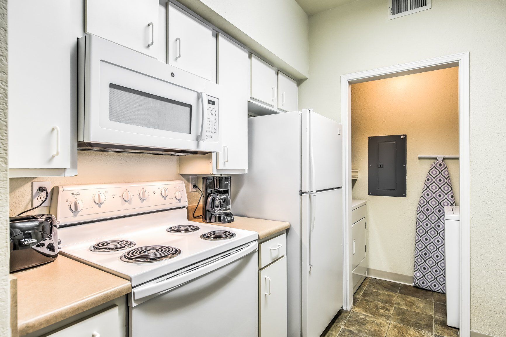 the renaissance at hobble creek classic apartment interior