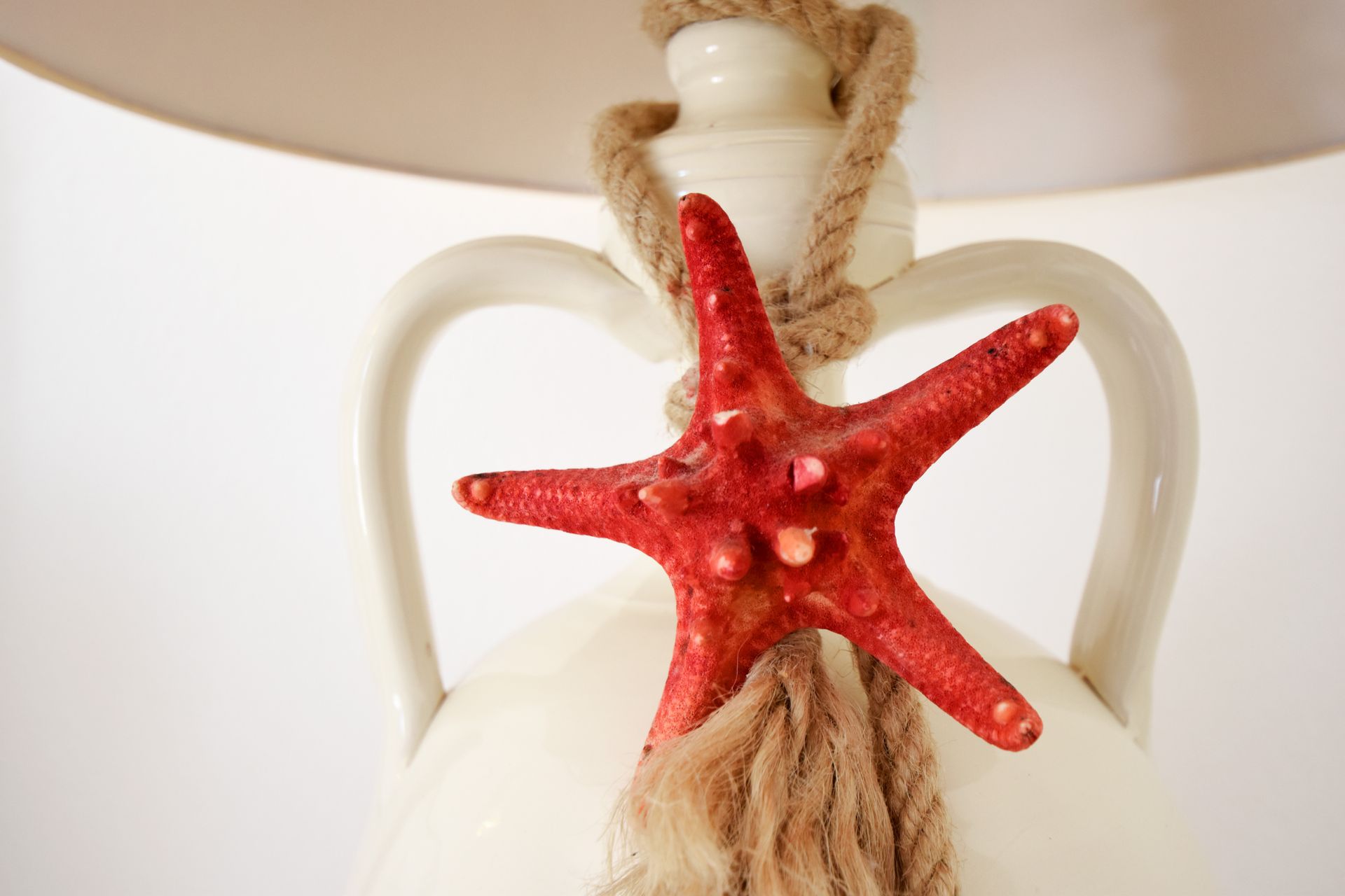 letto matrimoniale della camera tripla