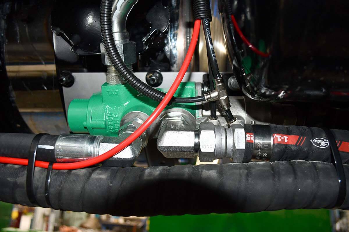 25 tonne Truck Hoist at Hydrautech Ballarat