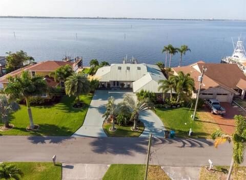 2326 SE 28th Street Cape Coral, FL