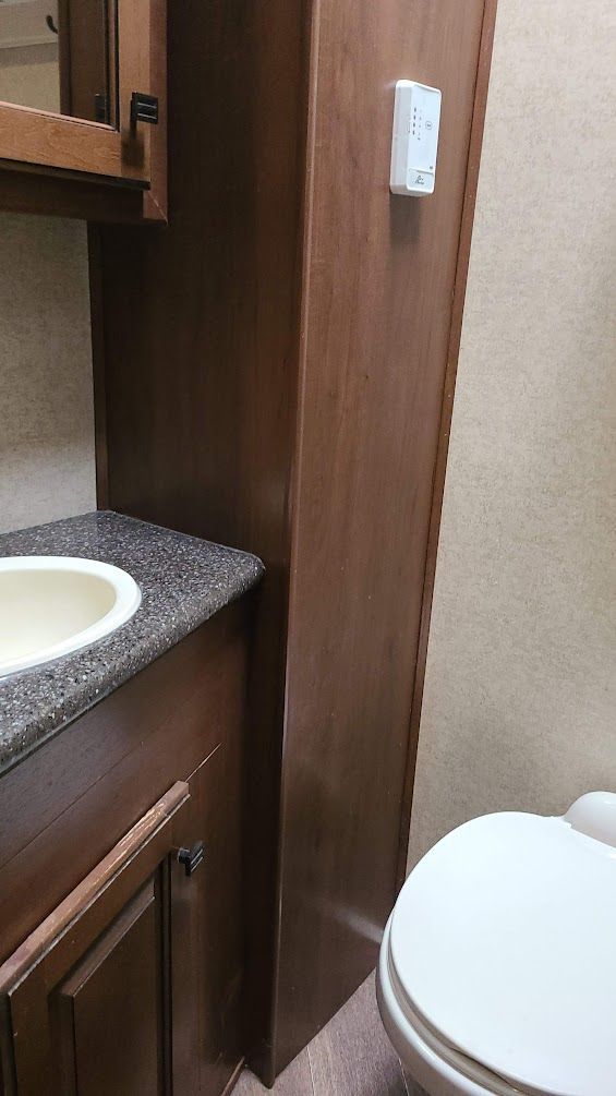 RV Rental, Camping, Glamping