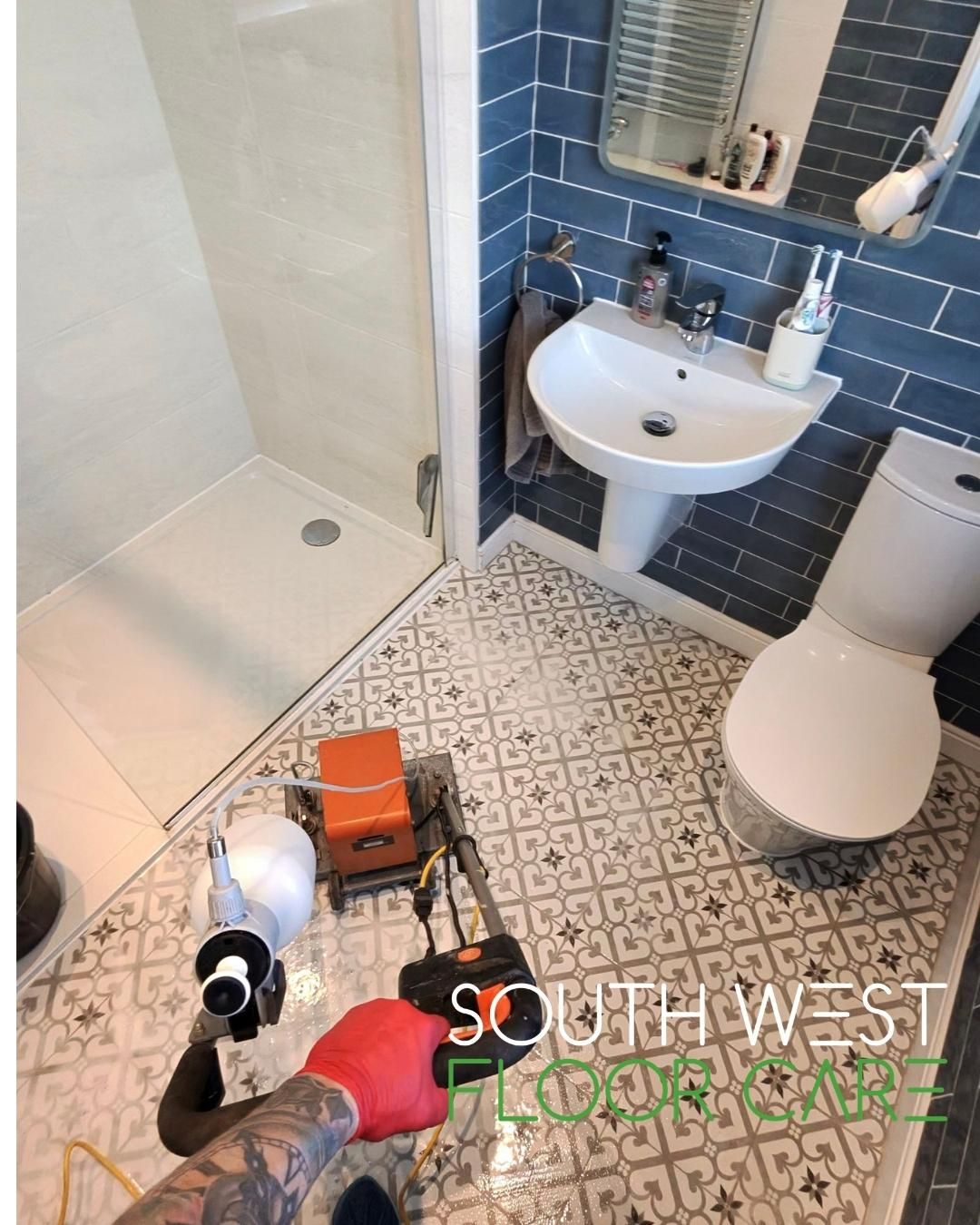 bathroom tile and grout cleaning bristol and bath