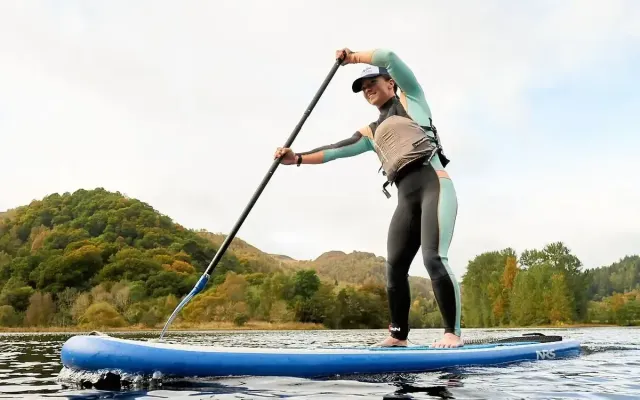 What is Paddling Sport: A Thrilling Water Adventure
