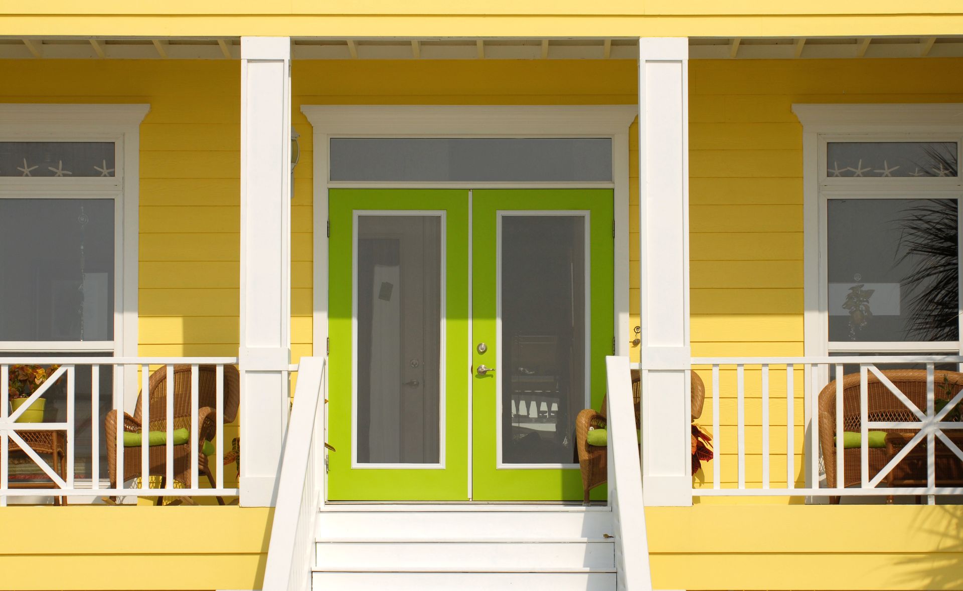 A very colorful entrance way | Exterior House Paints | Miami, FL