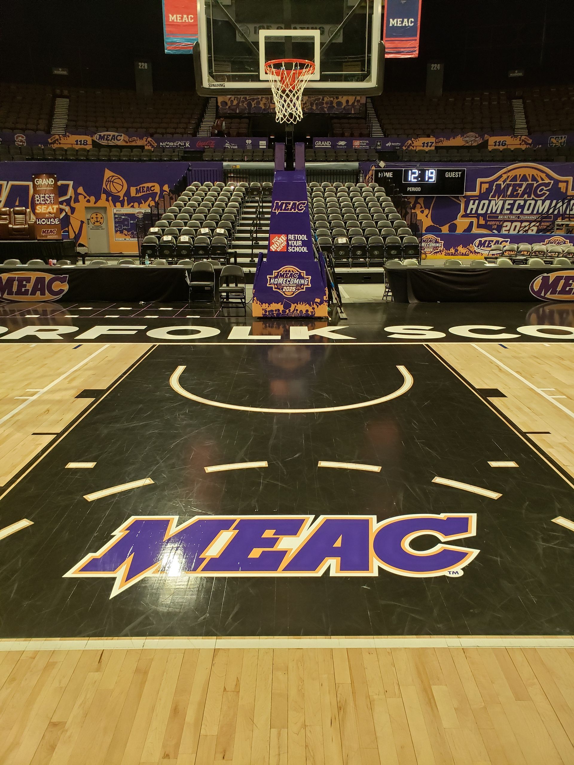 Super Sale banner, yellow background, white and black text: 