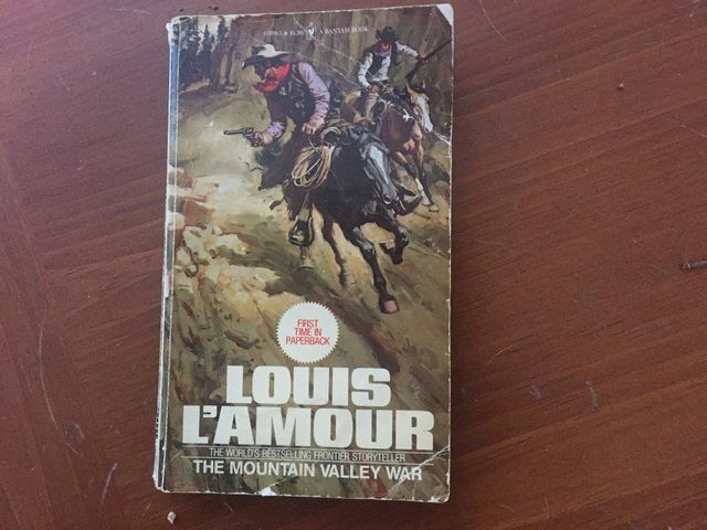 MY LOUIS L'AMOUR PAPERPACK COLLECTION 