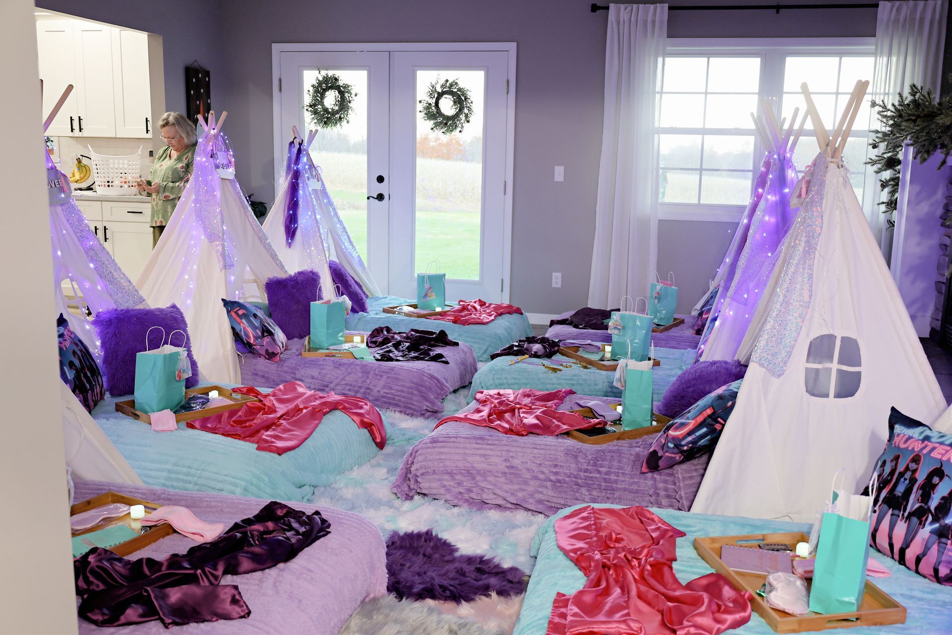 girls sleepover party