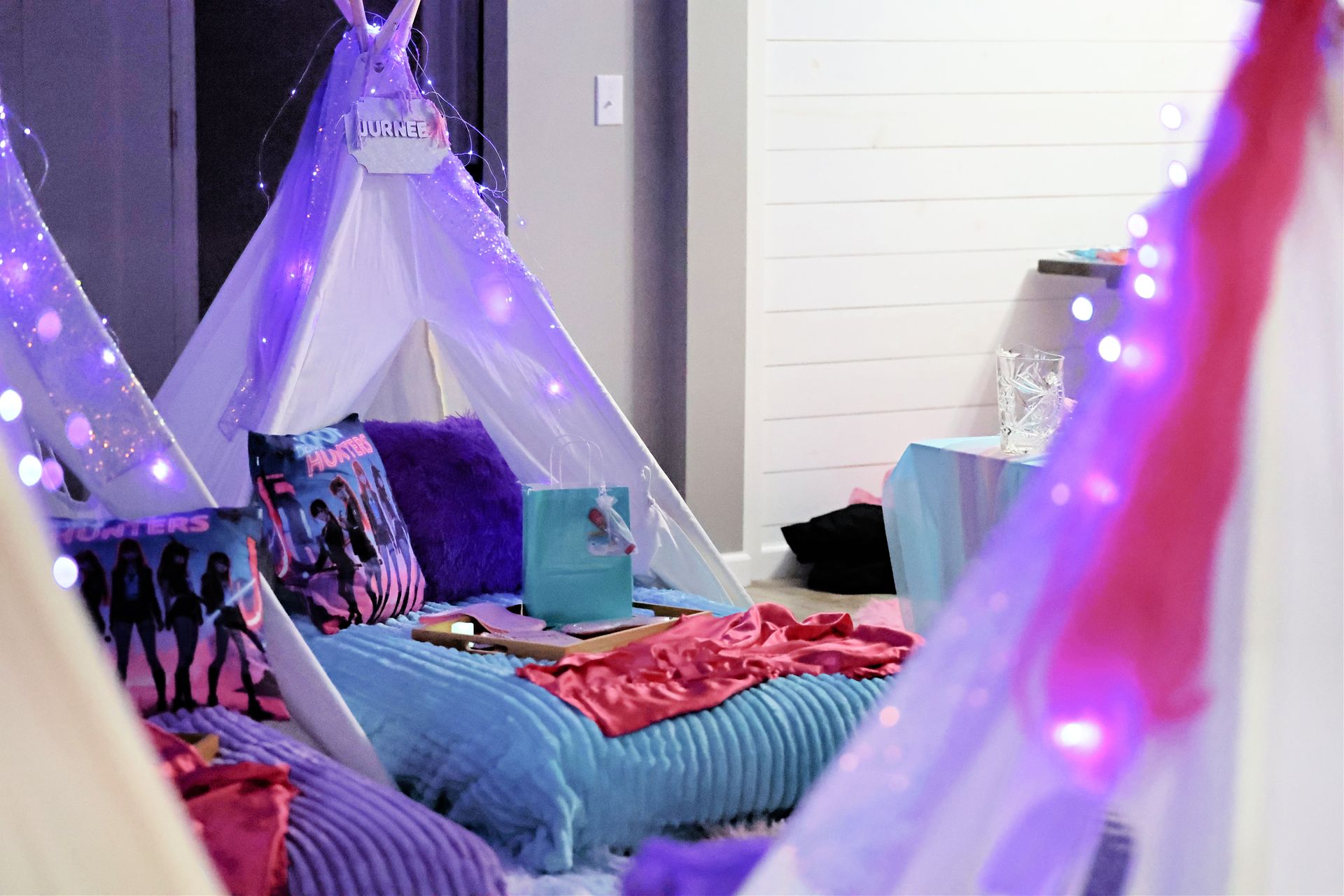 girls sleepover party