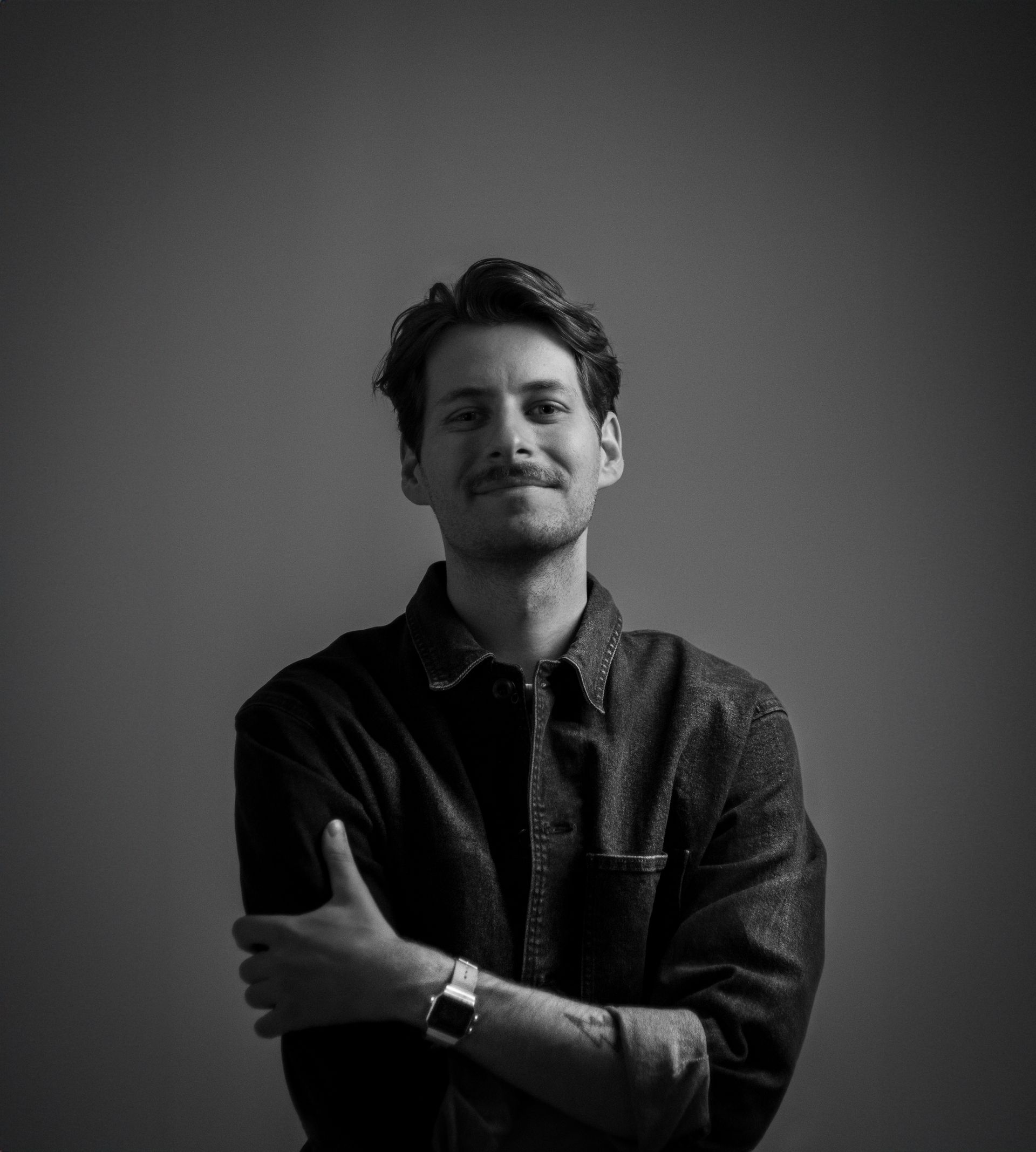 simon de luigi