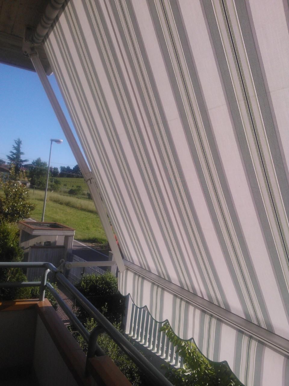 tenda da sole a righe