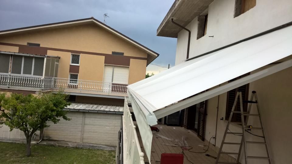 tenda da sole per ristorante