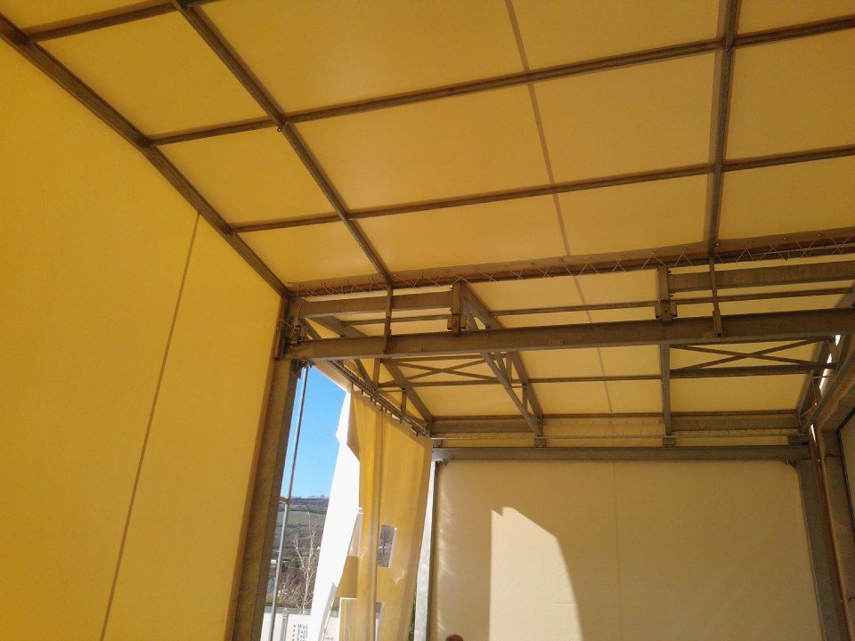 camion con telone in PVC